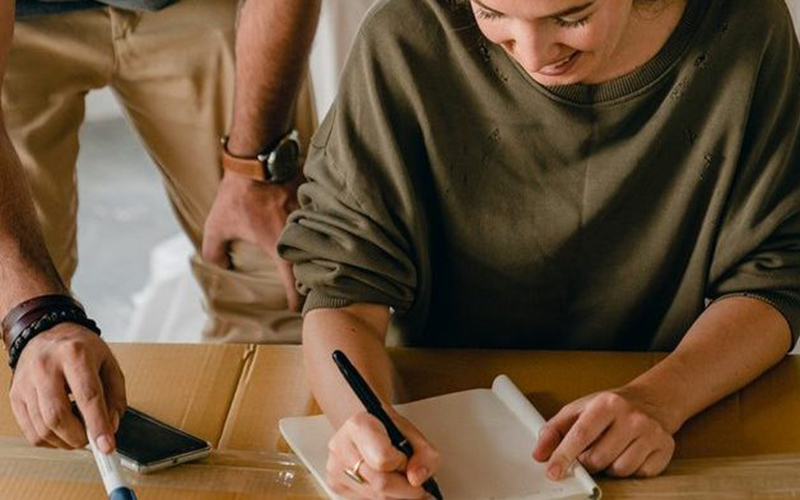 decluttering storage space and movers find storage fast